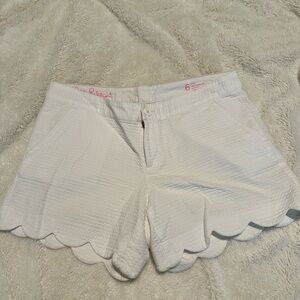🤍Lilly Pulitzer Buttercup Eyelet Hem Shorts – White size 6